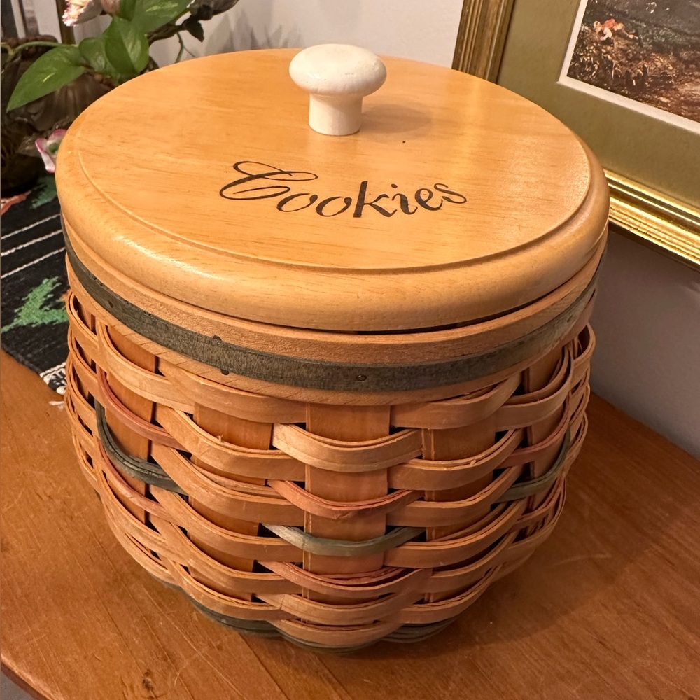 Vintage Basket Cookie Jar Container with Plastic Lining